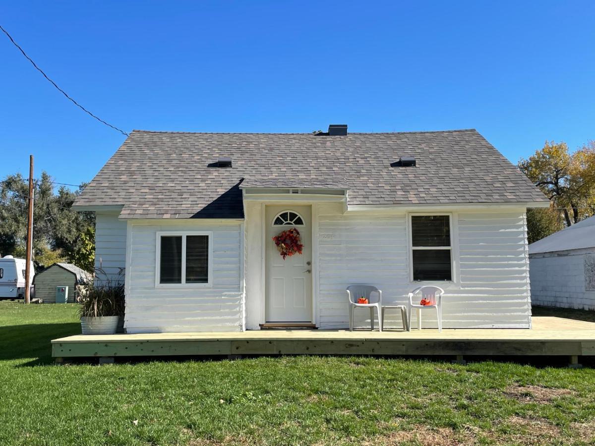 East Side Motel & Cabins Mobridge Exterior photo